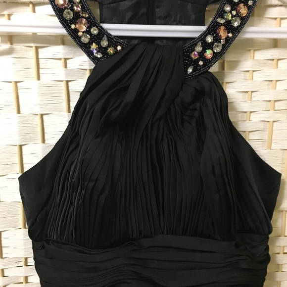 GALA/PROM DRESS - Picture 3 of 8